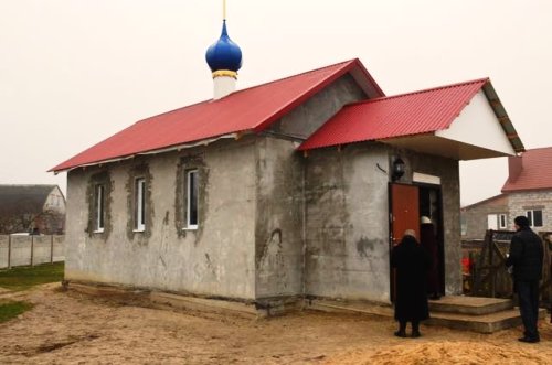 Луцькому екзархаті місцевий архиєрей освятив новий храм.(ФОТО)